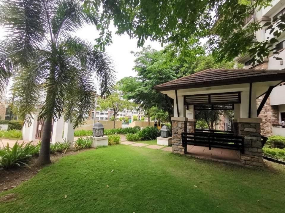 2Br Condo Free Pool With Wifi Near Mall In Davao City Exterior photo